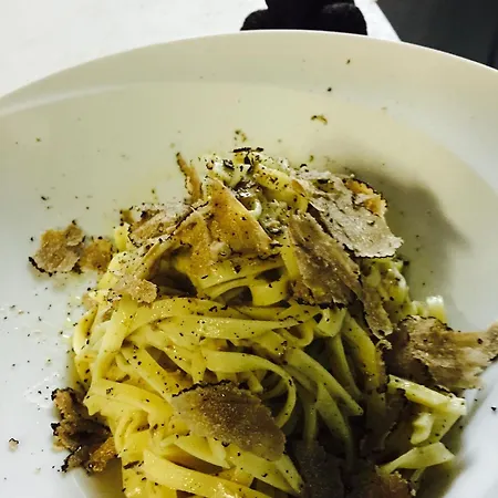 2 Bed House - Sleeps 4 - Garden - Parking - Wifi Apartamento Labin (Istria)